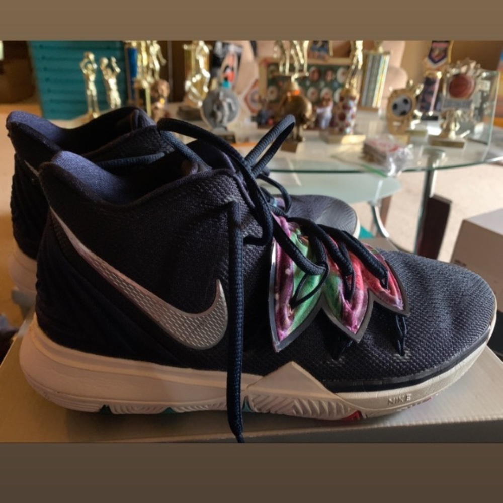 Kyrie Irving Basketball Shoes